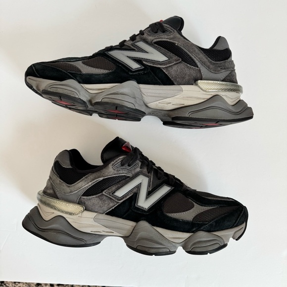 New Balance 9060 Black and Gray Sneakers - Picture 6 of 10